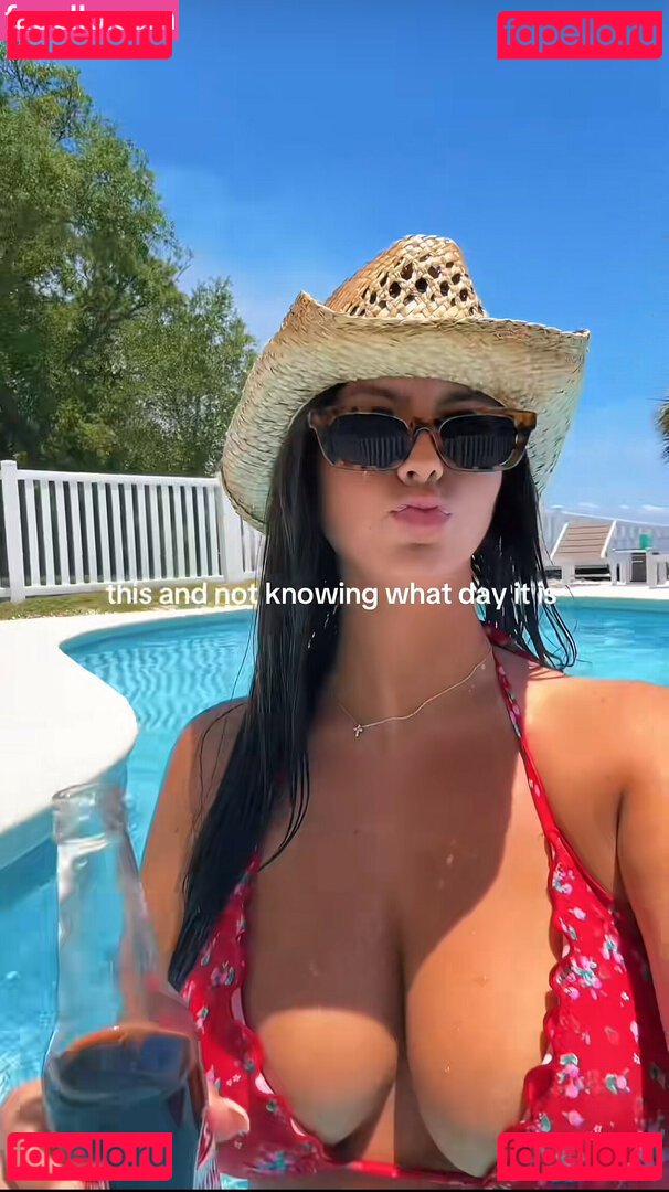 Lydia Hollis Nude Onlyfans Photo 37