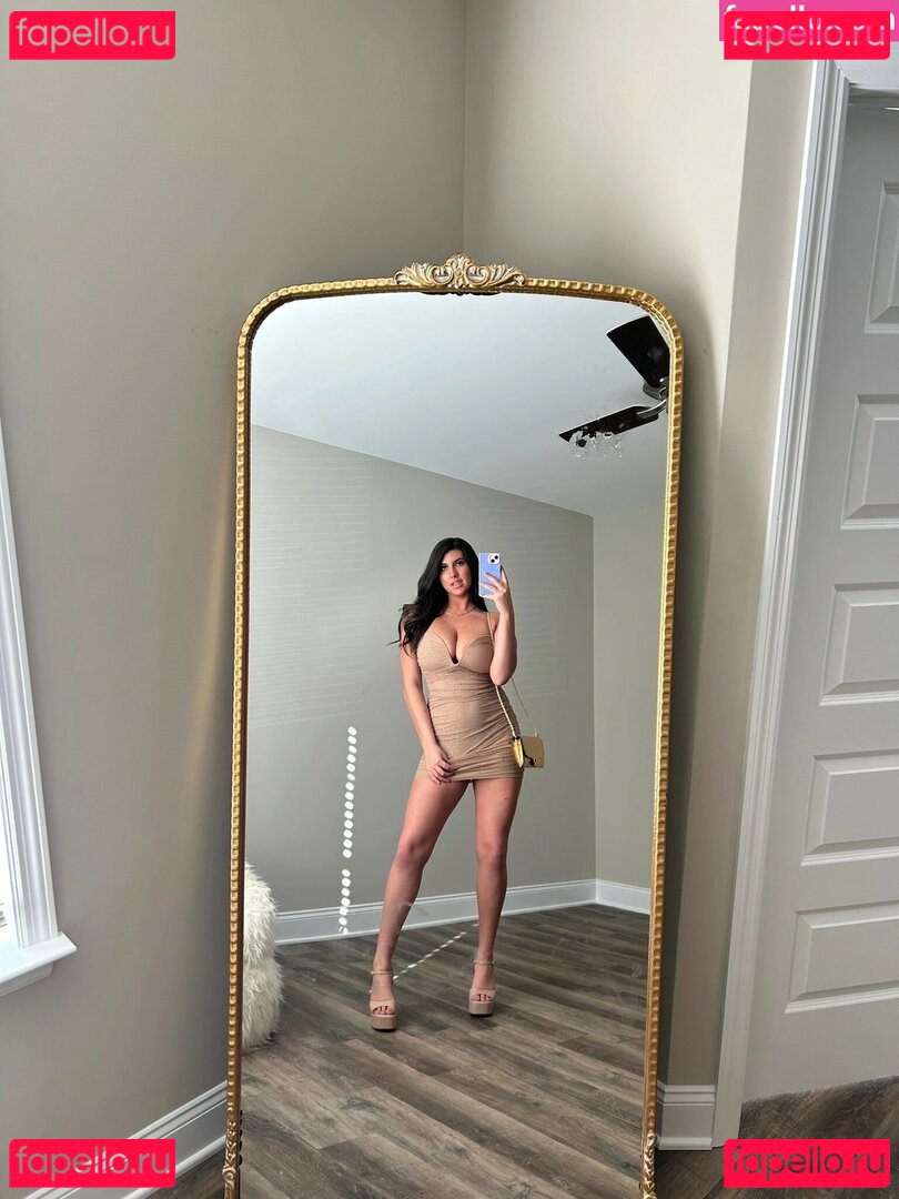 Lydia Hollis Nude Onlyfans Photo 25