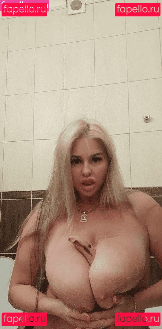 Slivak Marisha Nude Onlyfans Photo 12