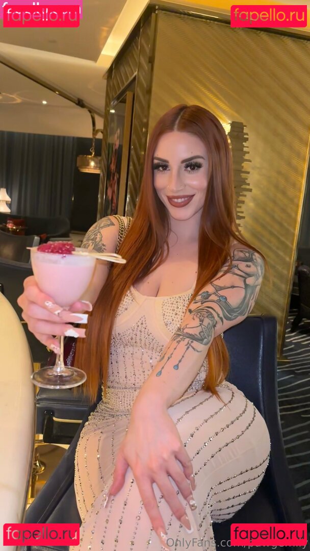 pawgemily Nude Onlyfans Photo 28