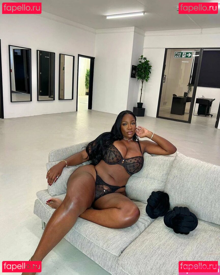 Shani Jamilah Nude Onlyfans Photo 26