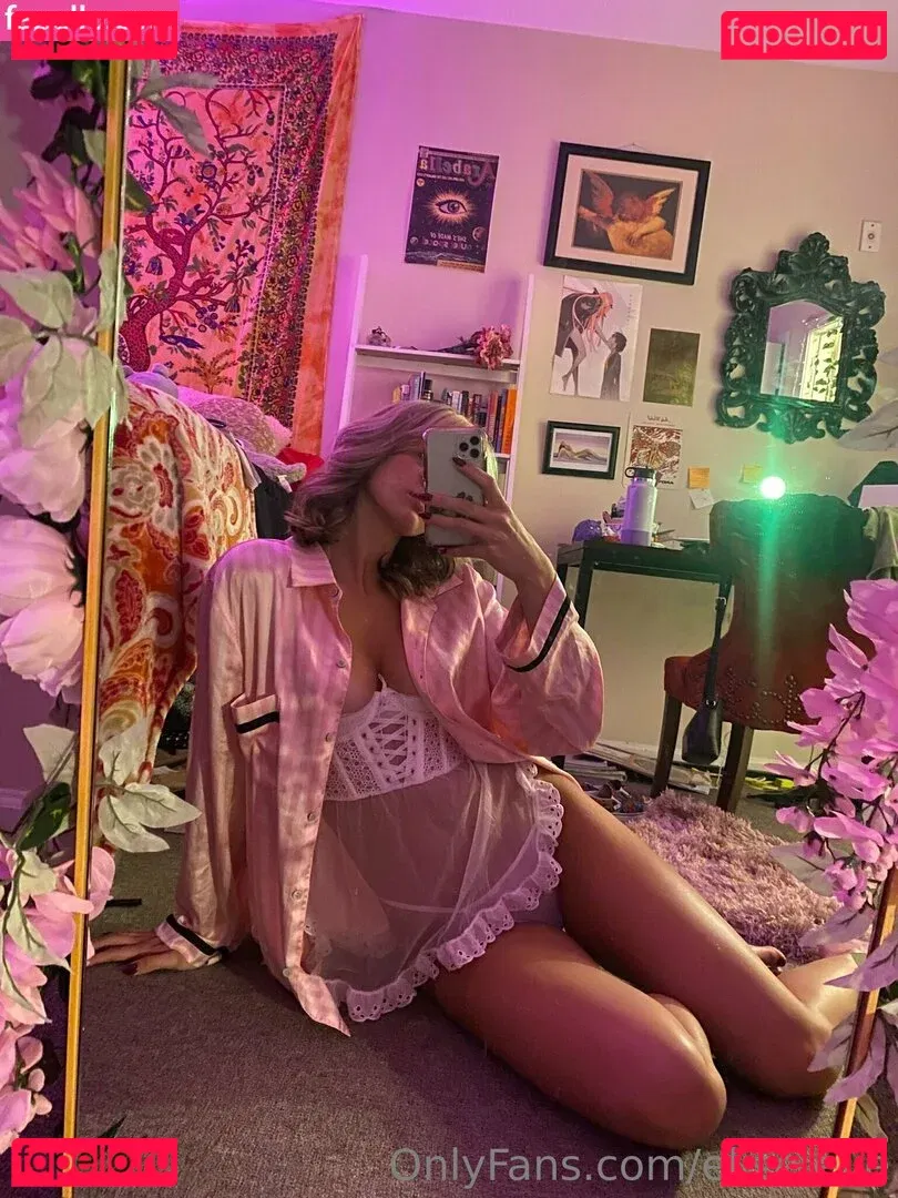 elise.eve Onlyfans Photo Gallery 