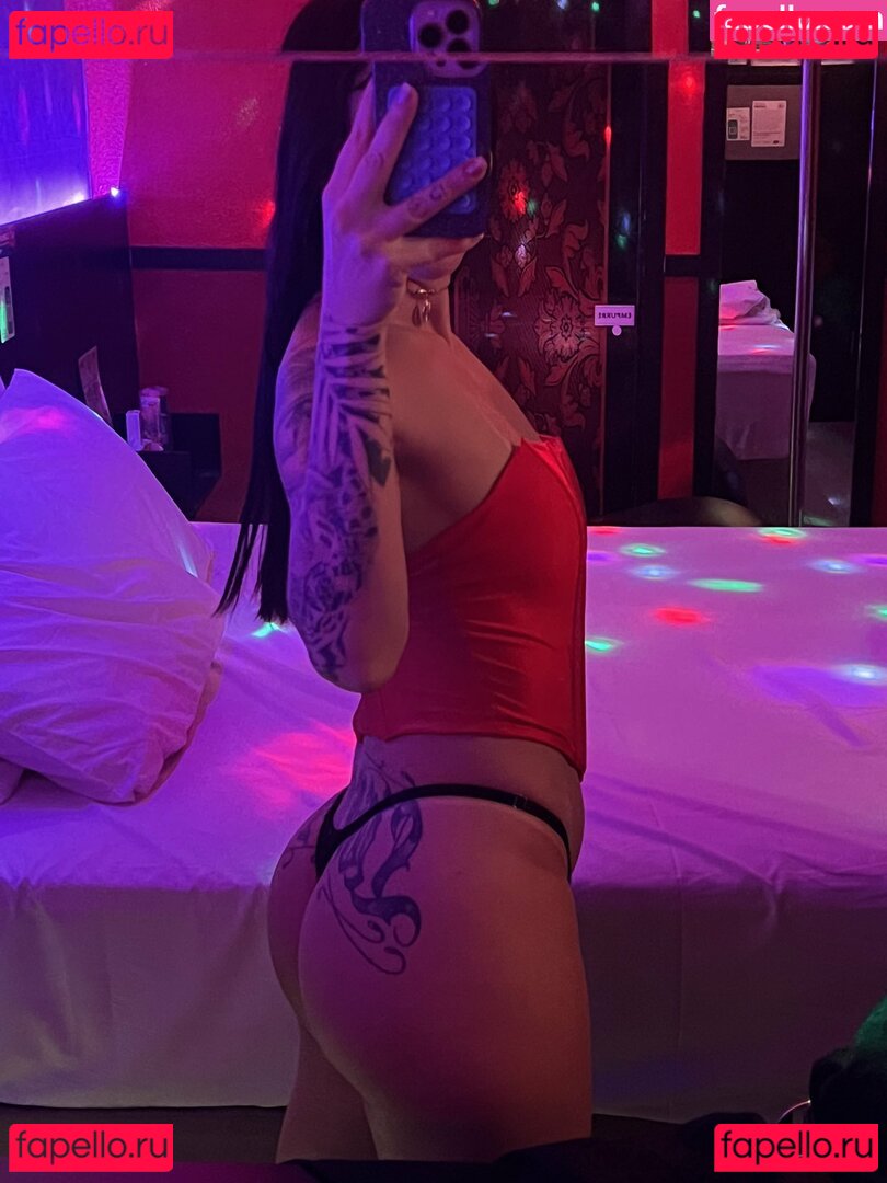 Dreamredx Nude Onlyfans Photo 6