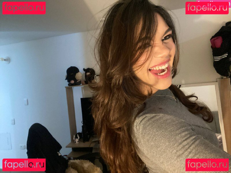 isadventing Nude Onlyfans Photo 4