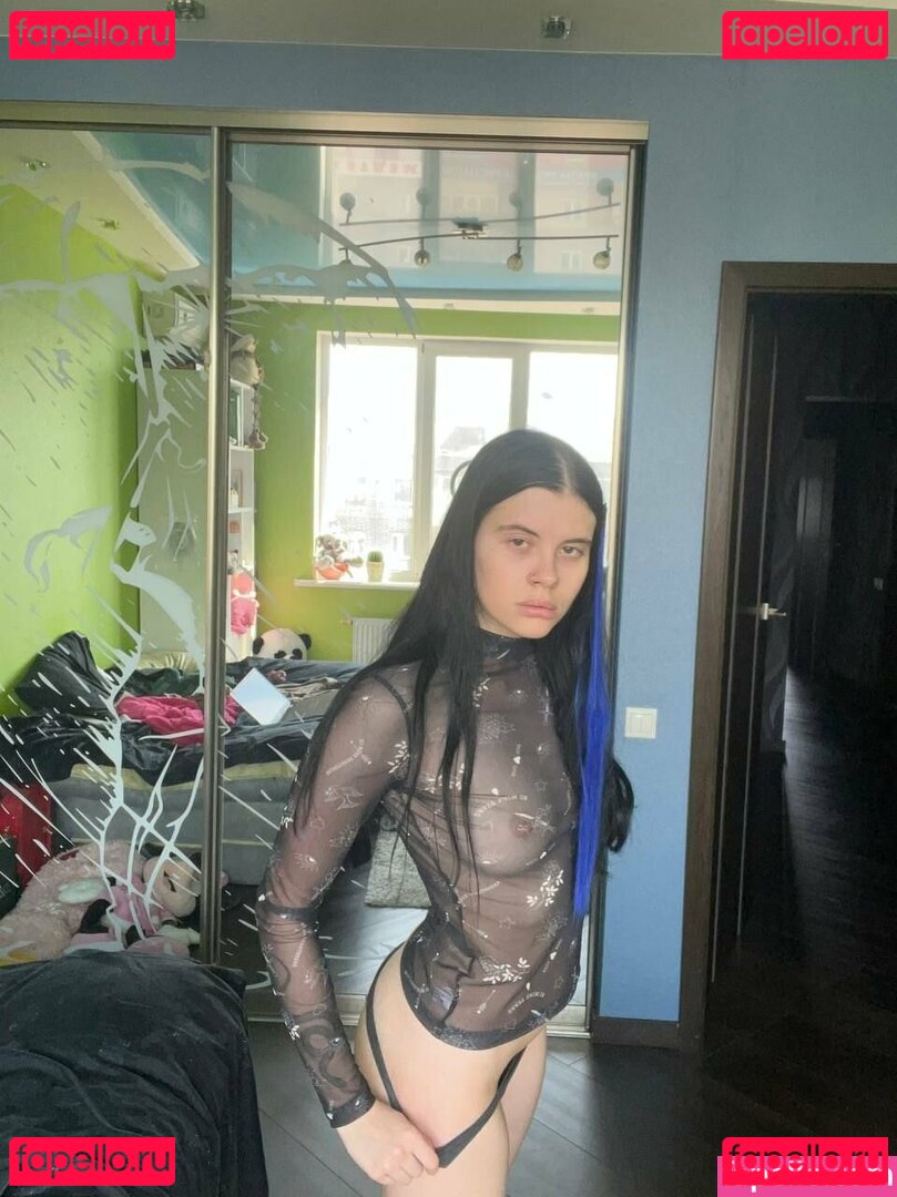karynee Nude Onlyfans Photo 12