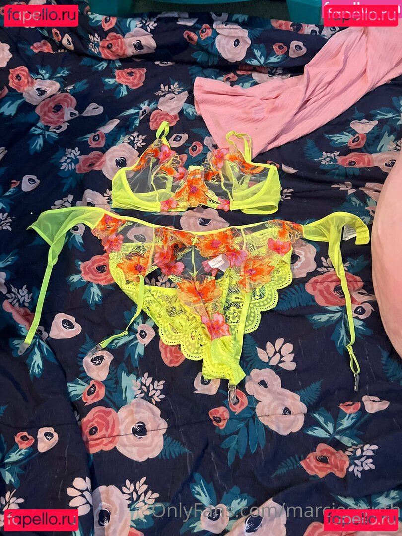 marciestruth Nude Onlyfans Photo 32