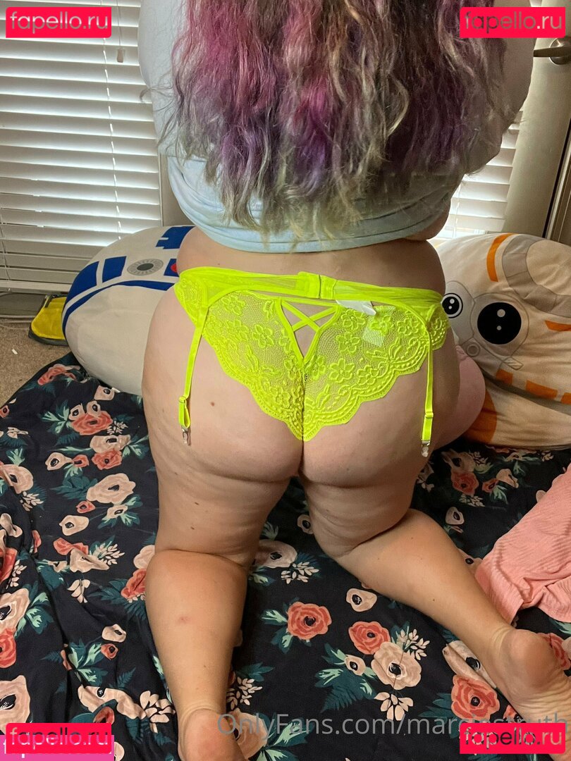 marciestruth Nude Onlyfans Photo 30