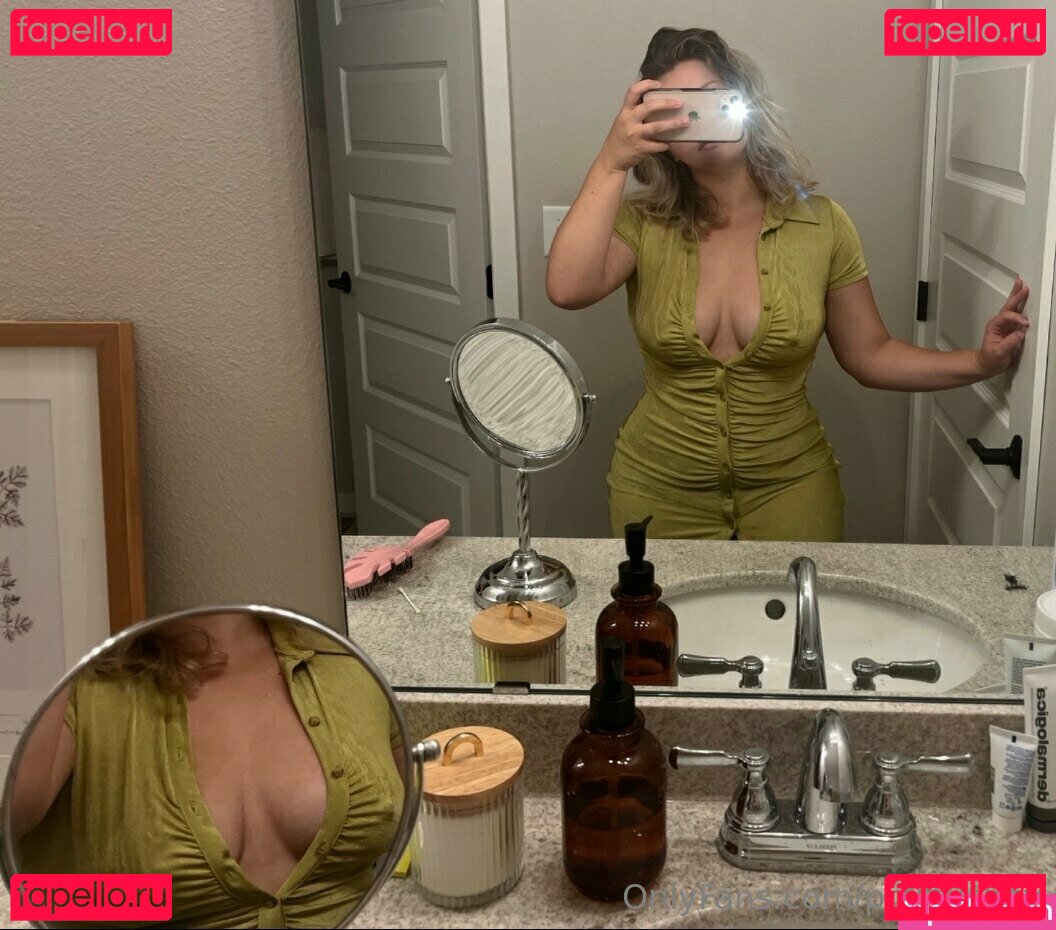 exmoscarlett Nude Onlyfans Photo 50