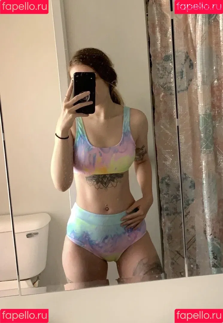 Becca Lynn Onlyfans Photo Gallery 