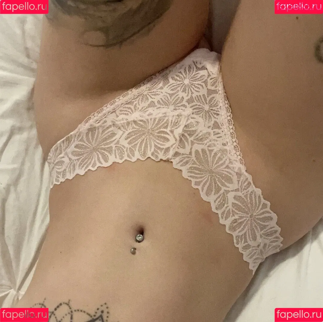 Becca Lynn Onlyfans Photo Gallery 