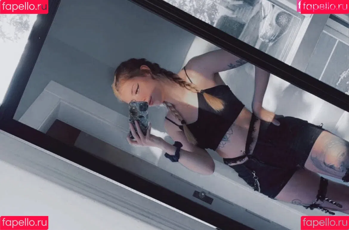 Becca Lynn Onlyfans Photo Gallery 