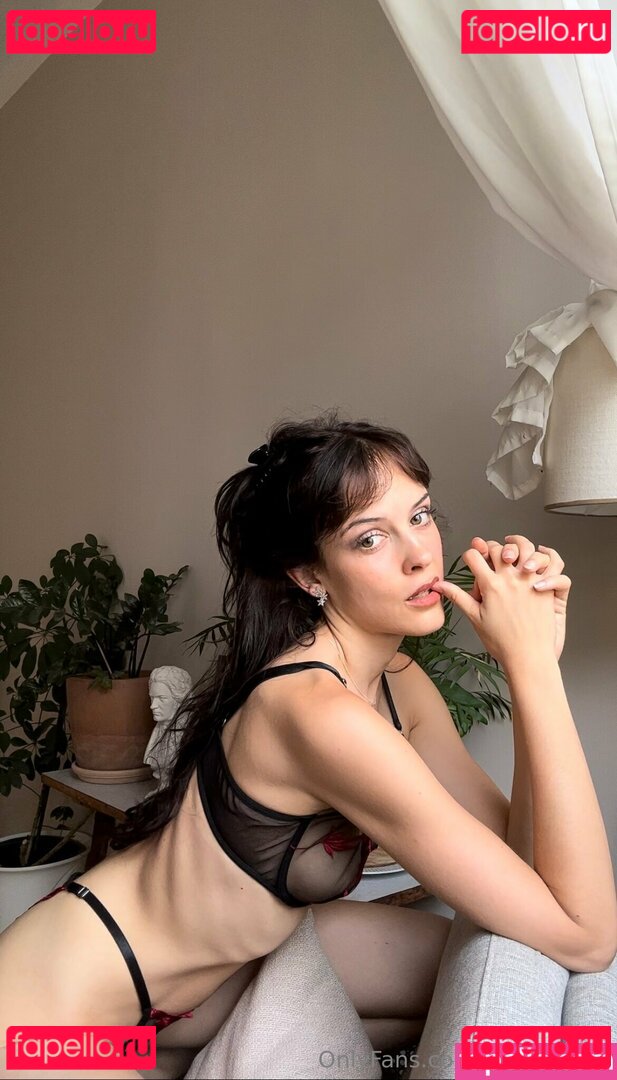 aliceeluvv3 Nude Onlyfans Photo 20