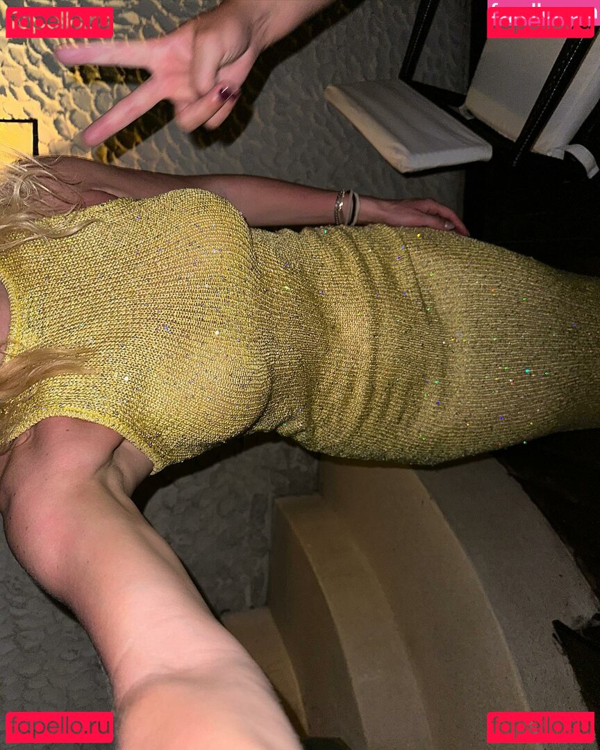 Astrid S Nude Onlyfans Photo 43