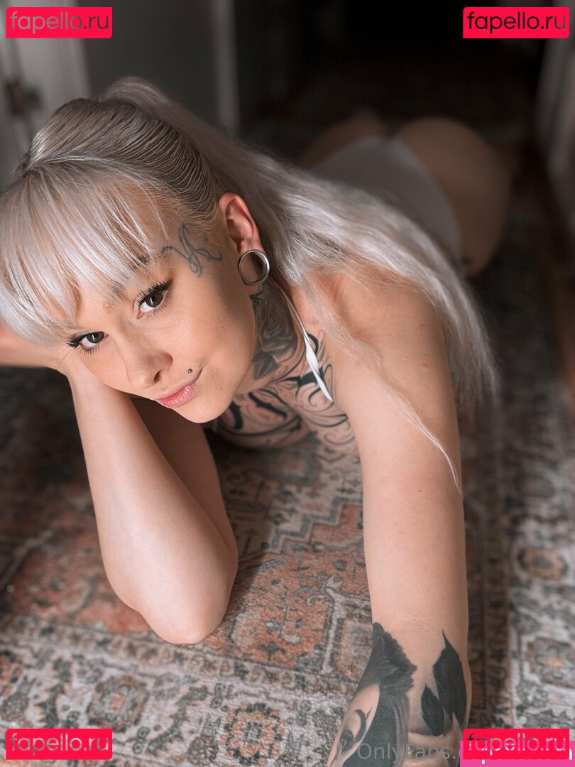 ellaee Nude Onlyfans Photo 33