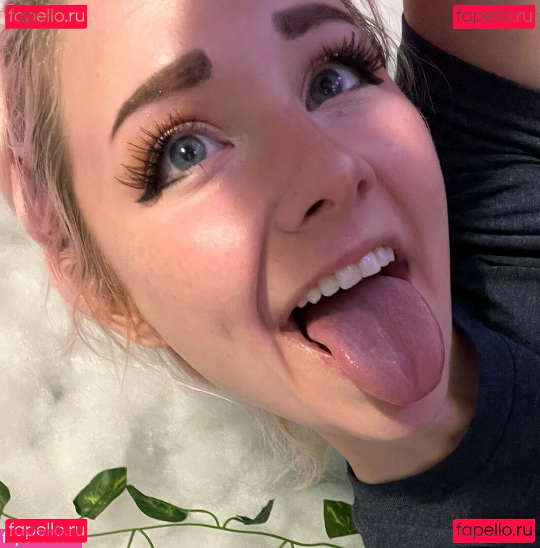VIPeachy Nude Onlyfans Photo 21