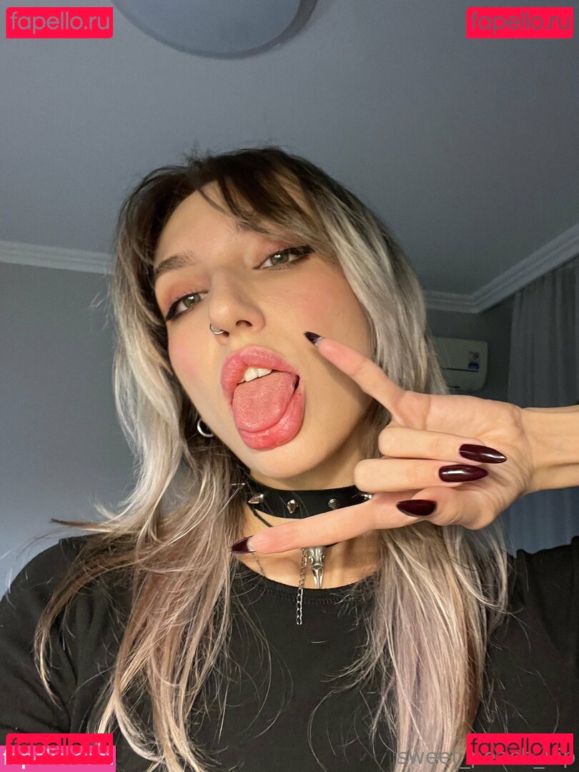 alice_its_me Nude Onlyfans Photo 29
