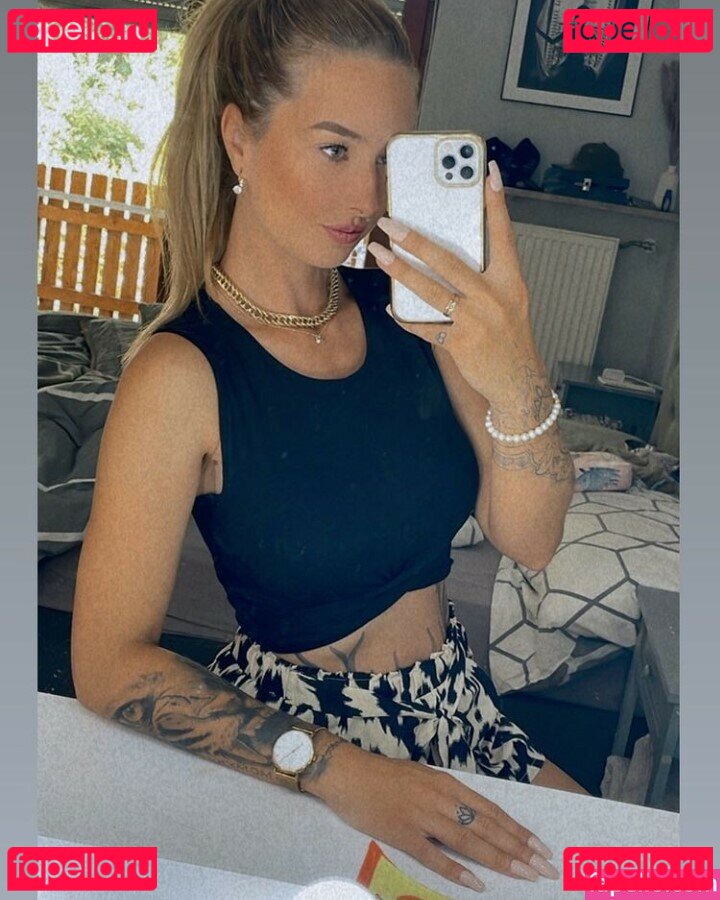 lizzzyfox Nude Onlyfans Photo 30