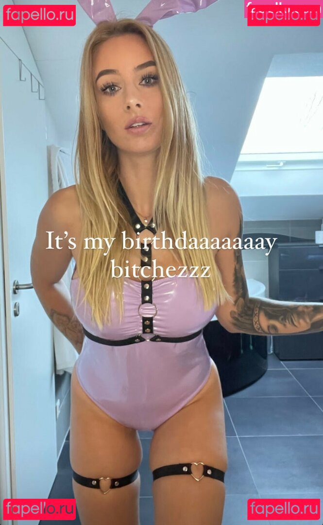 lizzzyfox Nude Onlyfans Photo 11