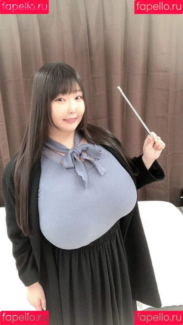 momose_momo_0715 Onlyfans Photo Gallery 