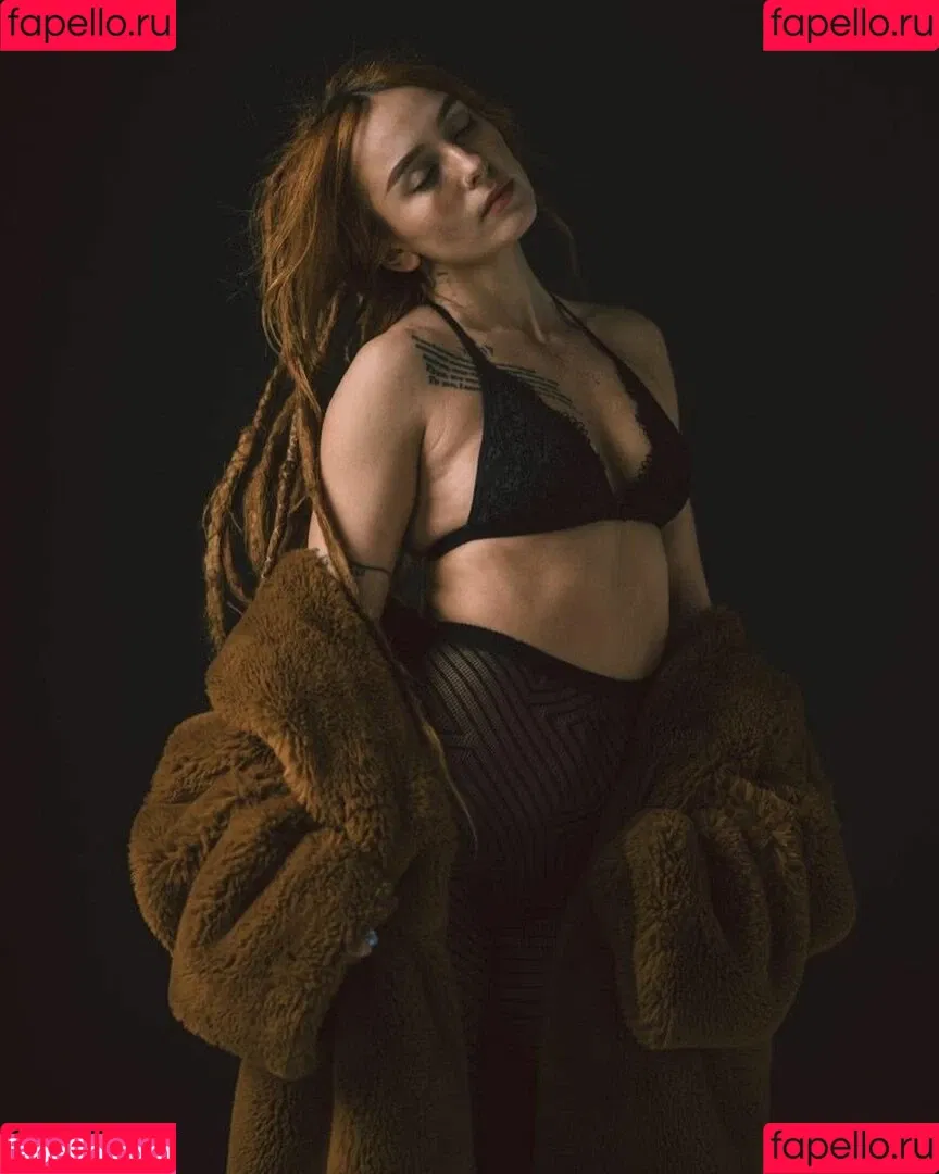 Eliza Grace Onlyfans Photo Gallery 