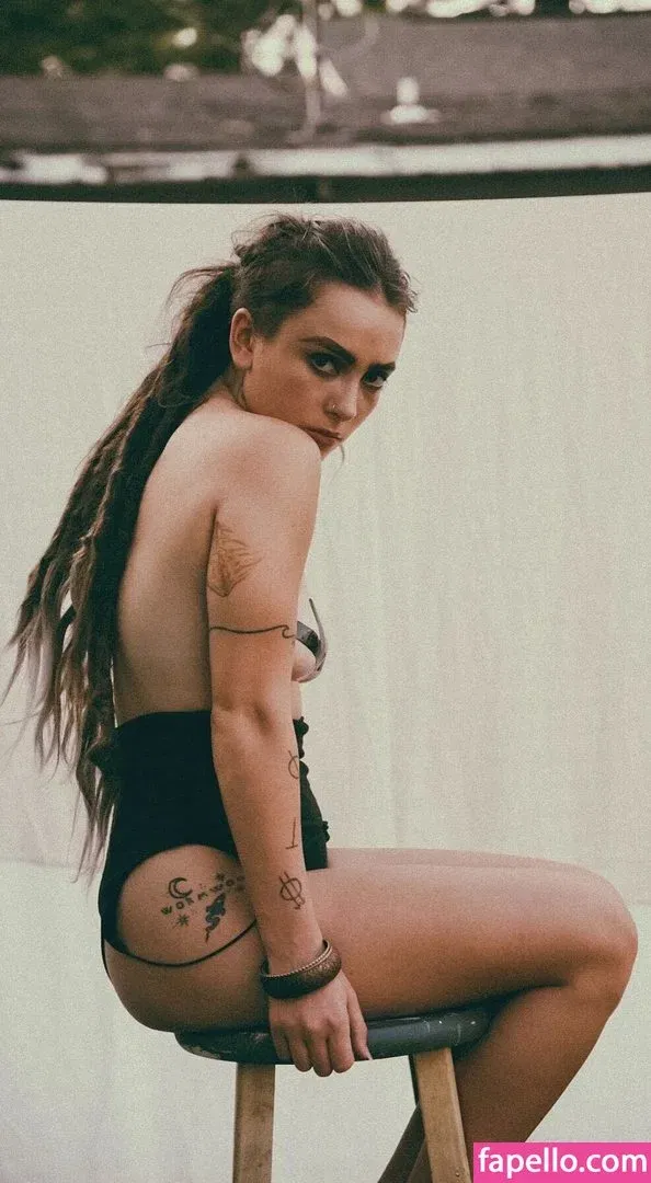 Eliza Grace Onlyfans Photo Gallery 