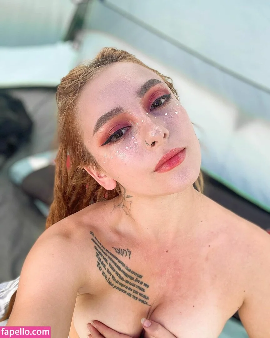 Eliza Grace Onlyfans Photo Gallery 