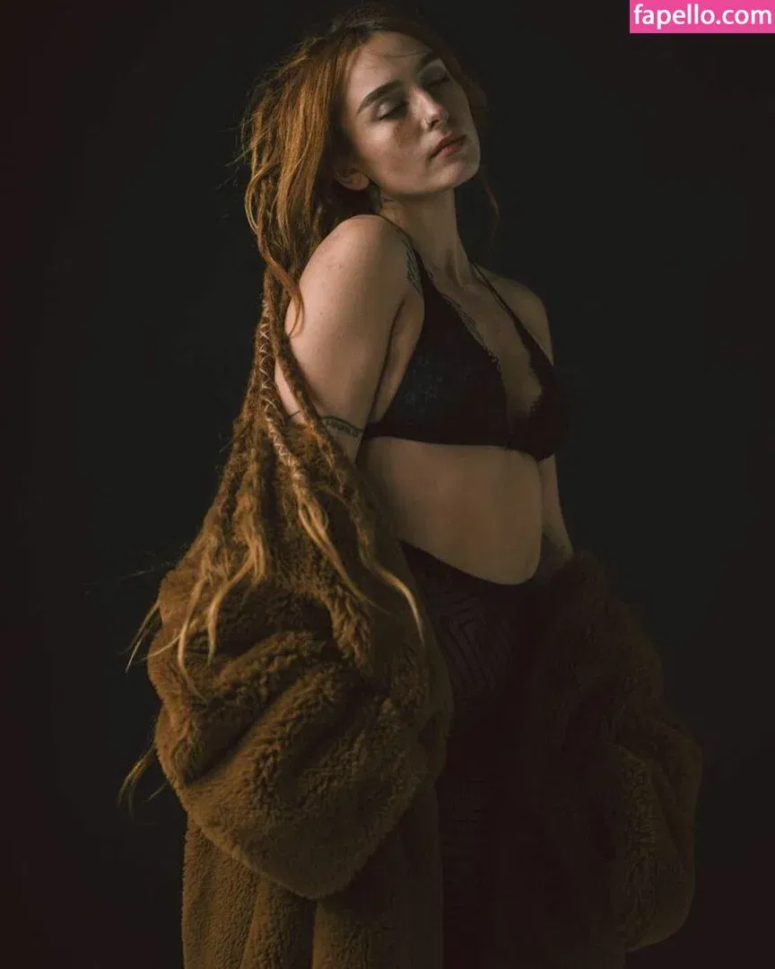 Eliza Grace Onlyfans Photo Gallery 