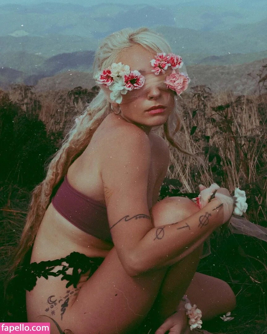 Eliza Grace Onlyfans Photo Gallery 