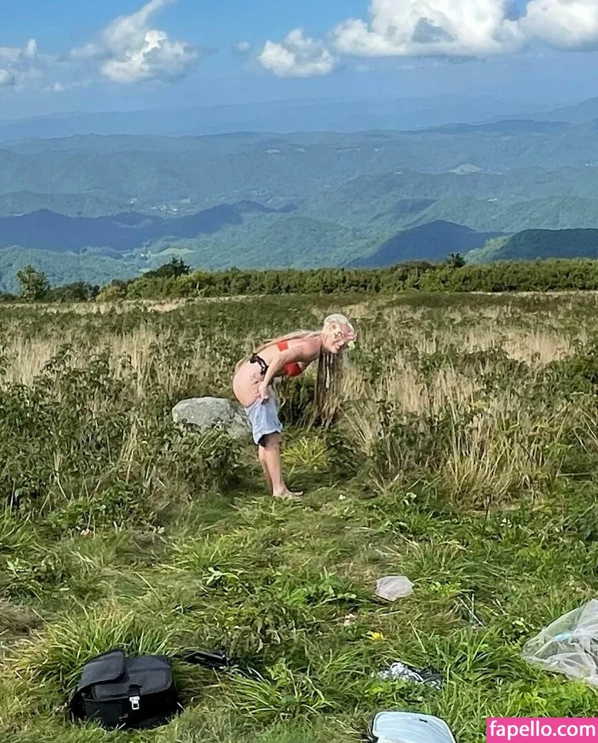 Eliza Grace Onlyfans Photo Gallery 