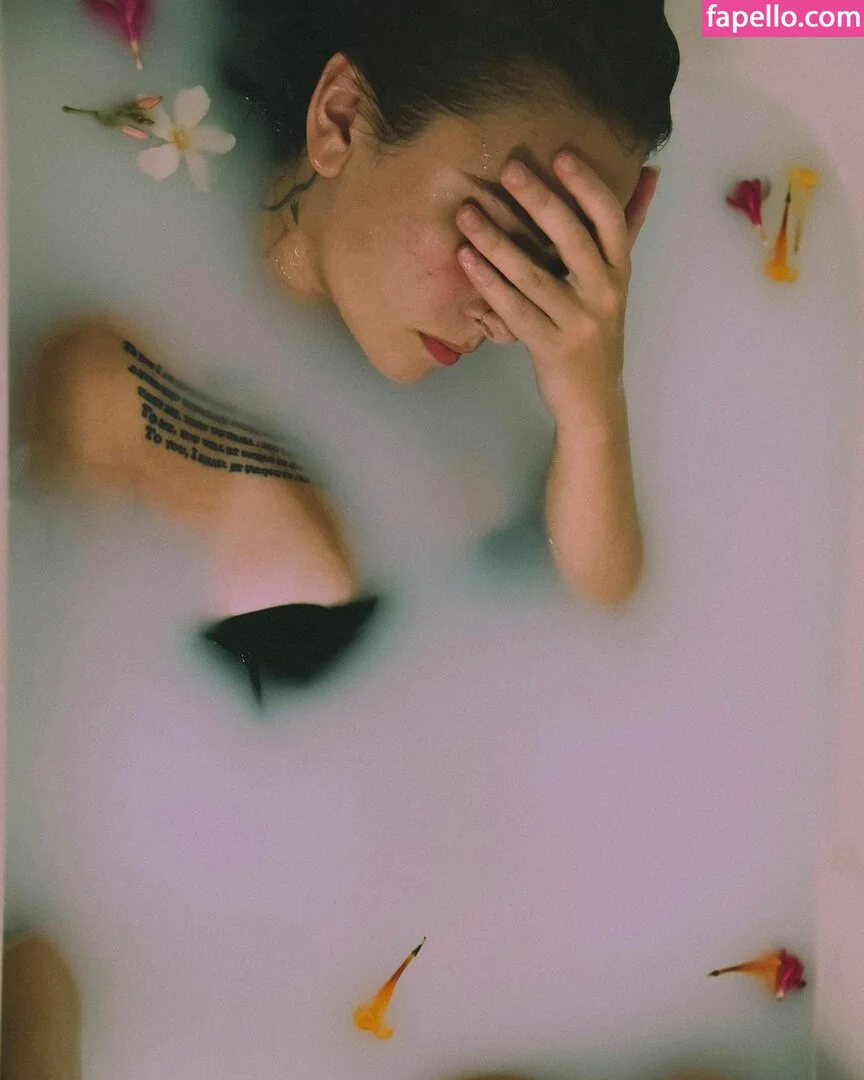 Eliza Grace Onlyfans Photo Gallery 