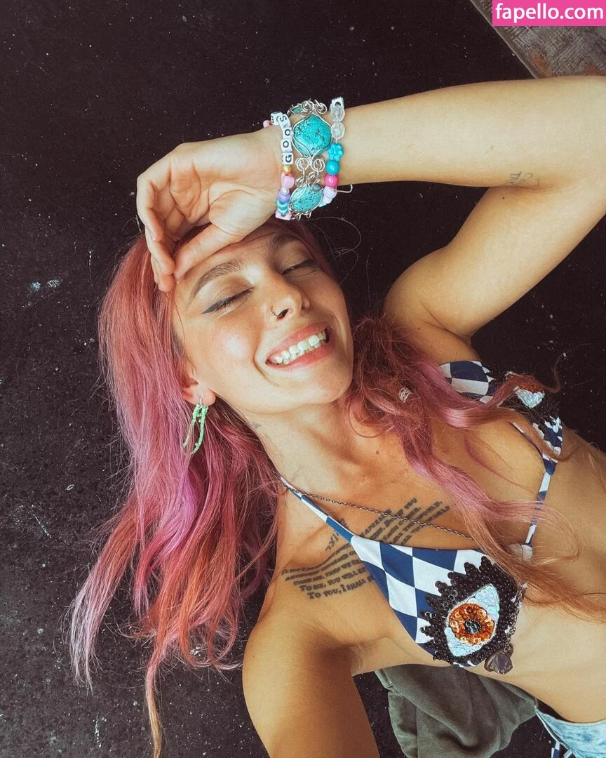 Eliza Grace Onlyfans Photo Gallery 