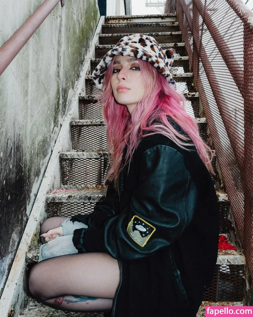 Eliza Grace Onlyfans Photo Gallery 