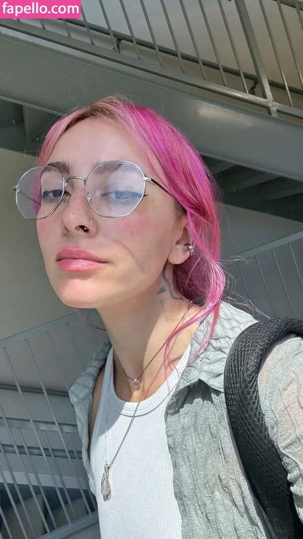 Eliza Grace Onlyfans Photo Gallery 