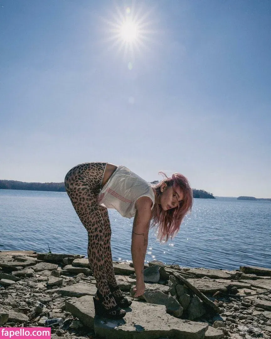 Eliza Grace Onlyfans Photo Gallery 