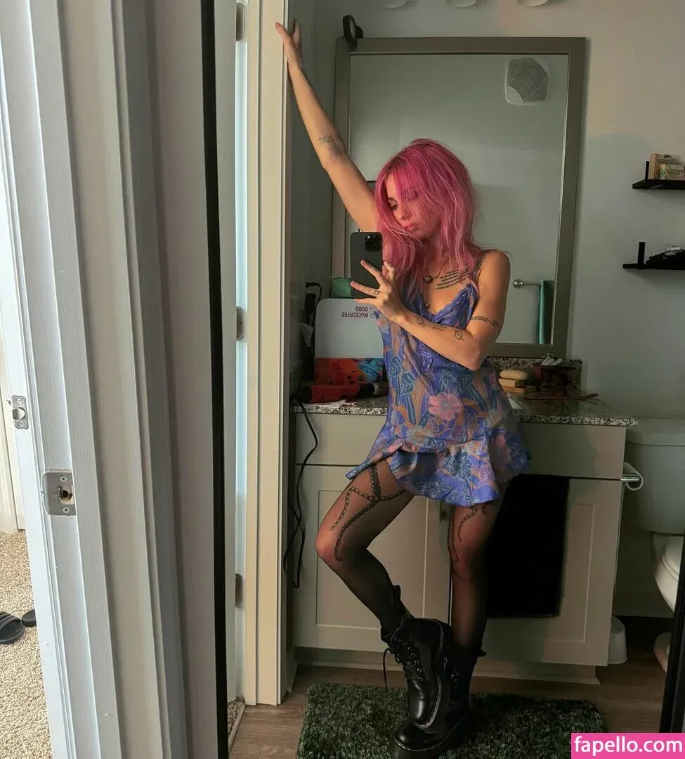 Eliza Grace Onlyfans Photo Gallery 