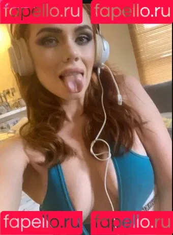 Ella Hughes Onlyfans Photo Gallery 