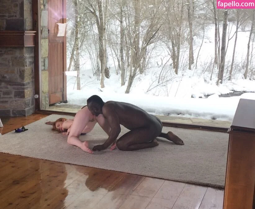 Ella Hughes Onlyfans Photo Gallery 