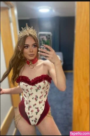 Ella Hughes Onlyfans Photo Gallery 