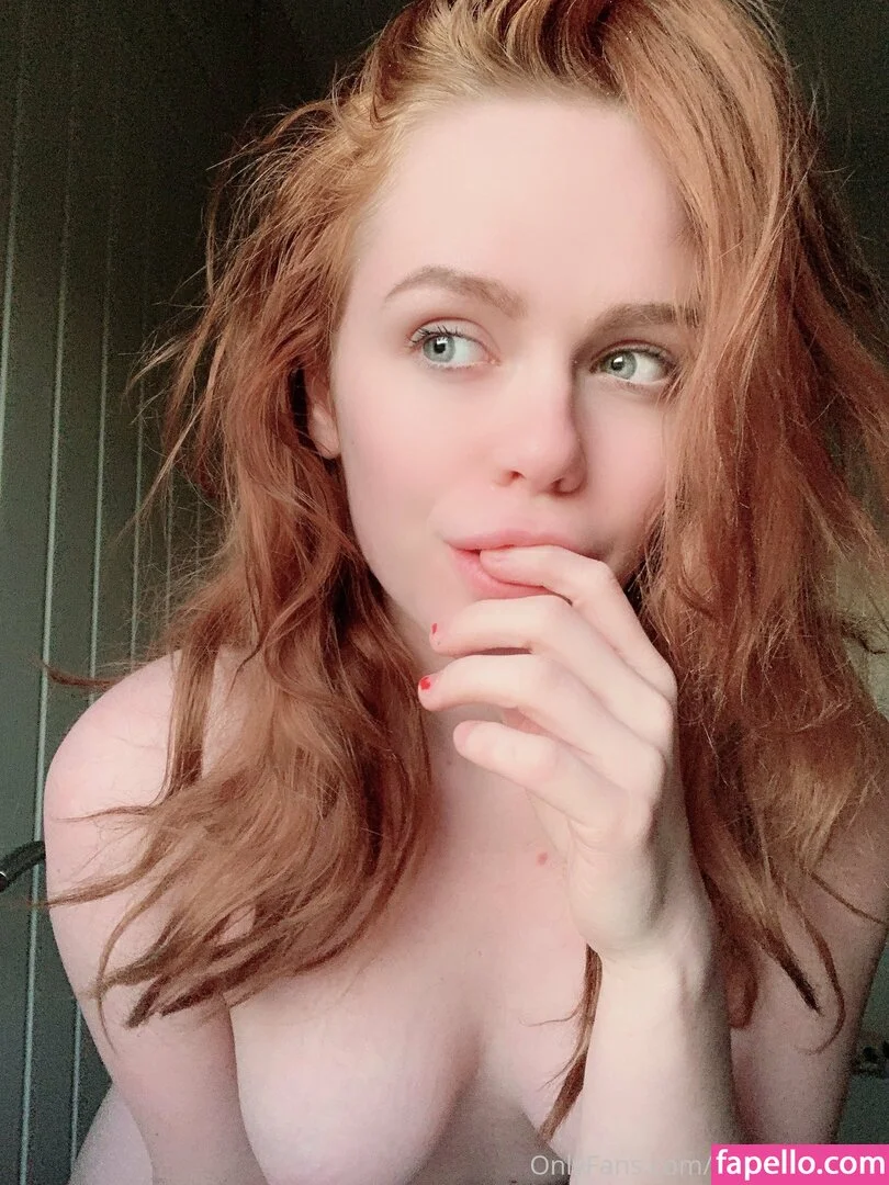 Ella Hughes Onlyfans Photo Gallery 