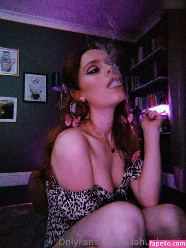 Ella Hughes Onlyfans Photo Gallery 