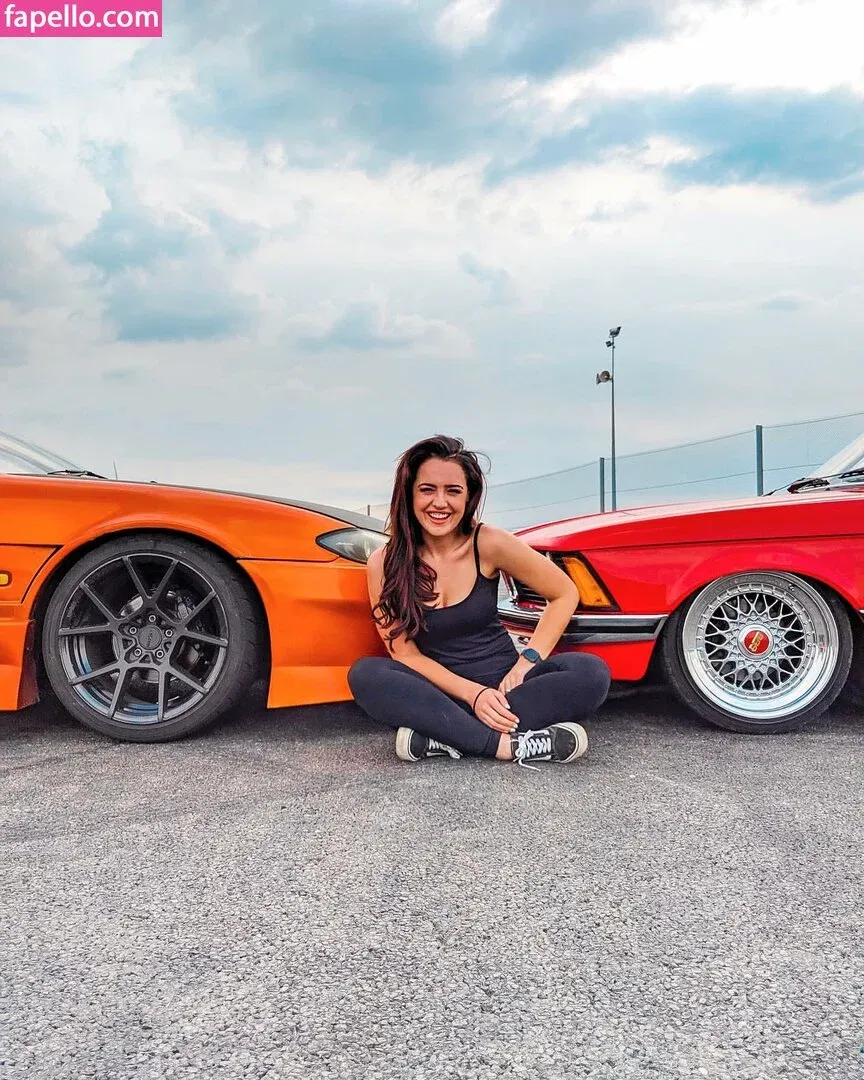 QueenB Onlyfans Photo Gallery 