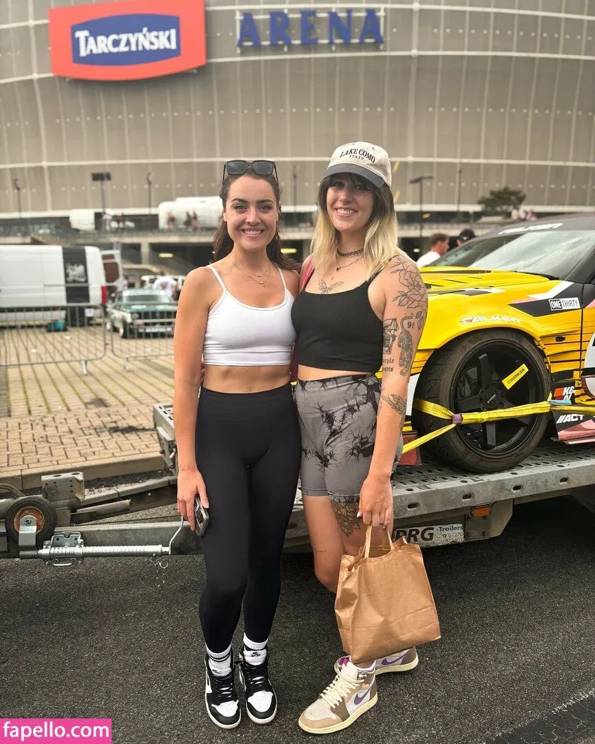 QueenB Onlyfans Photo Gallery 