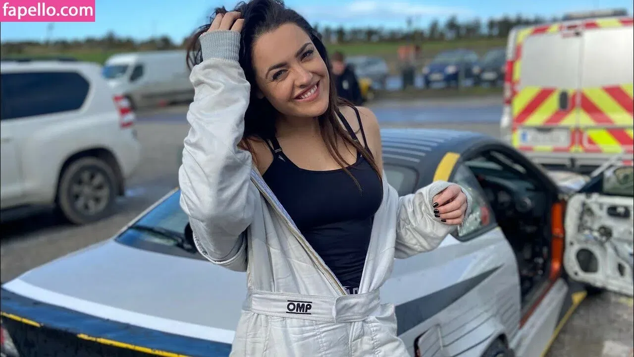 QueenB Onlyfans Photo Gallery 