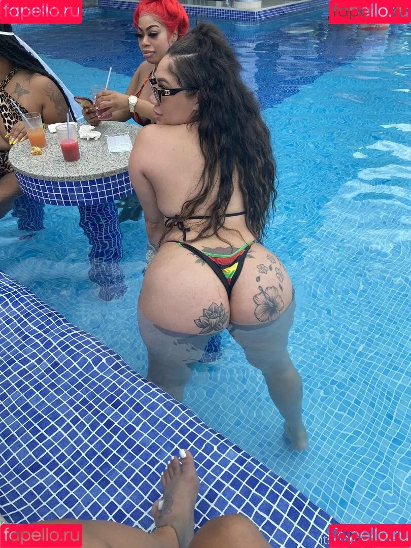 itscharlenebaby Onlyfans Photo Gallery 