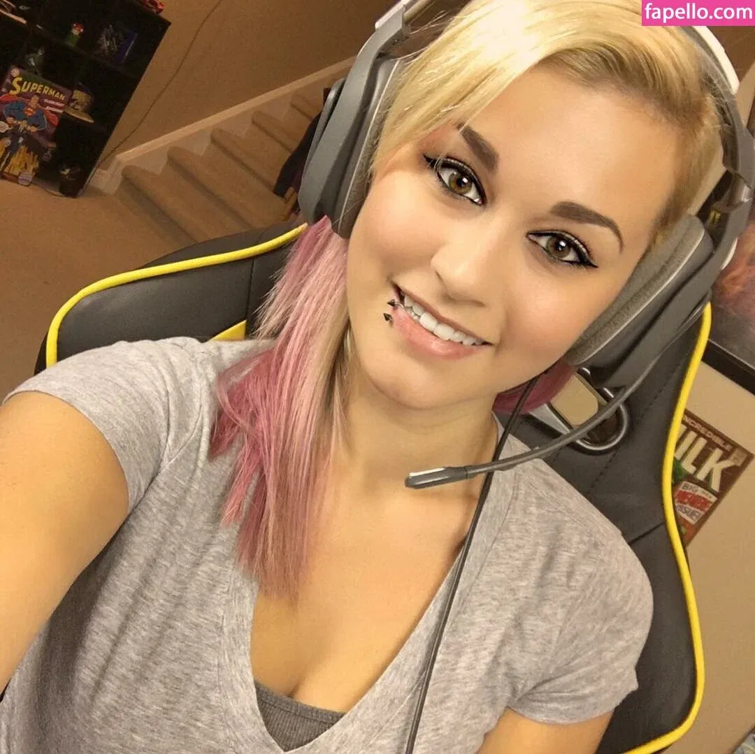 miss_anii Onlyfans Photo Gallery 