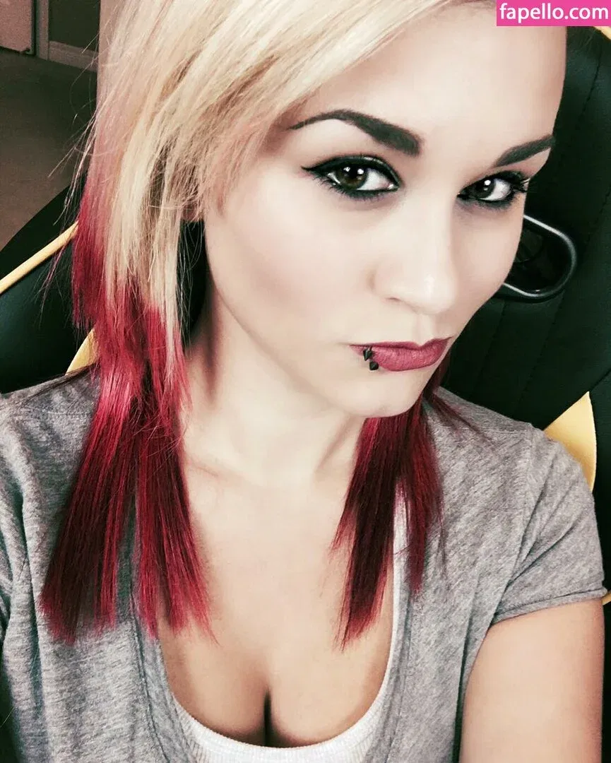 miss_anii Onlyfans Photo Gallery 