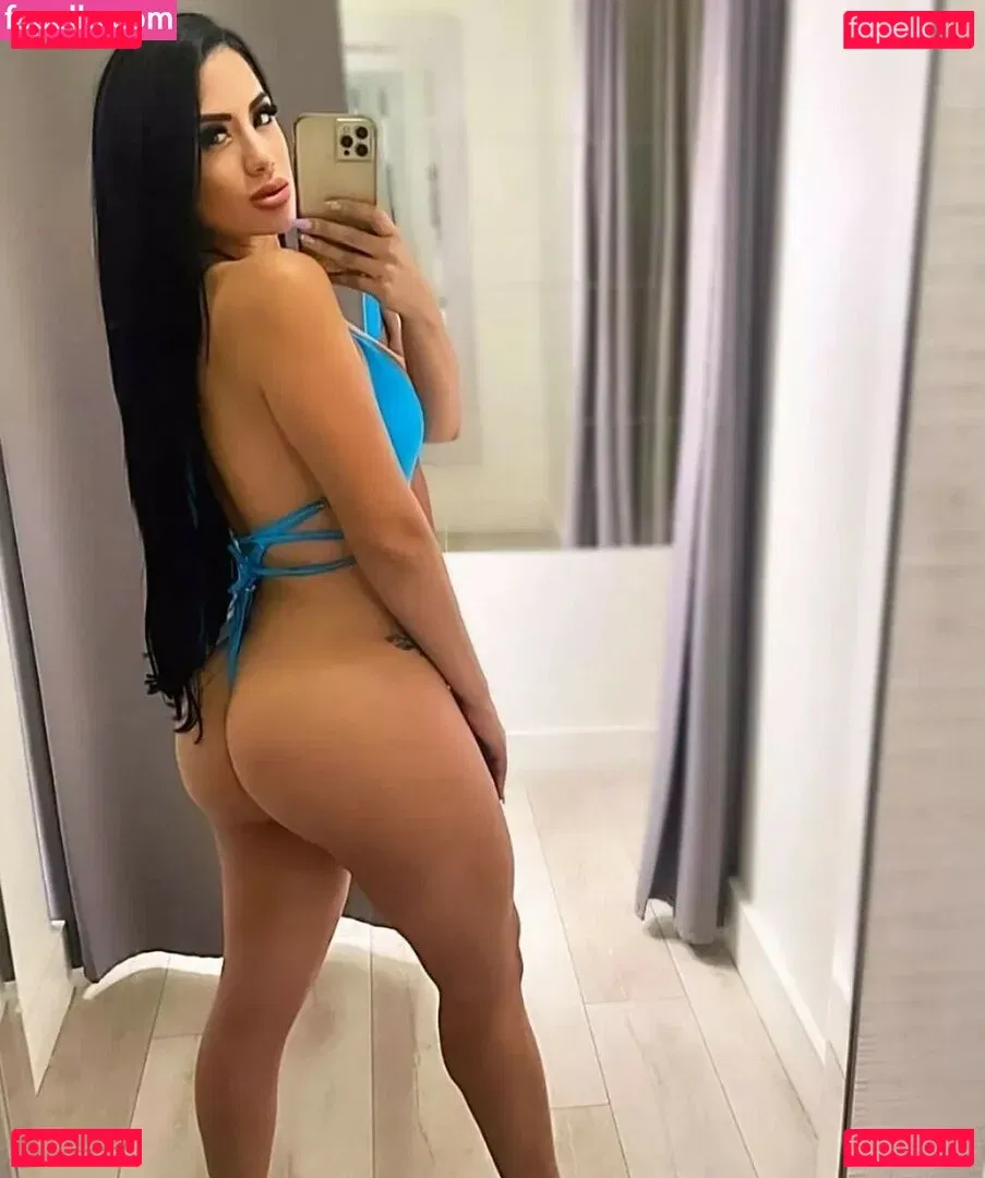 mirabella_00 Onlyfans Photo Gallery 