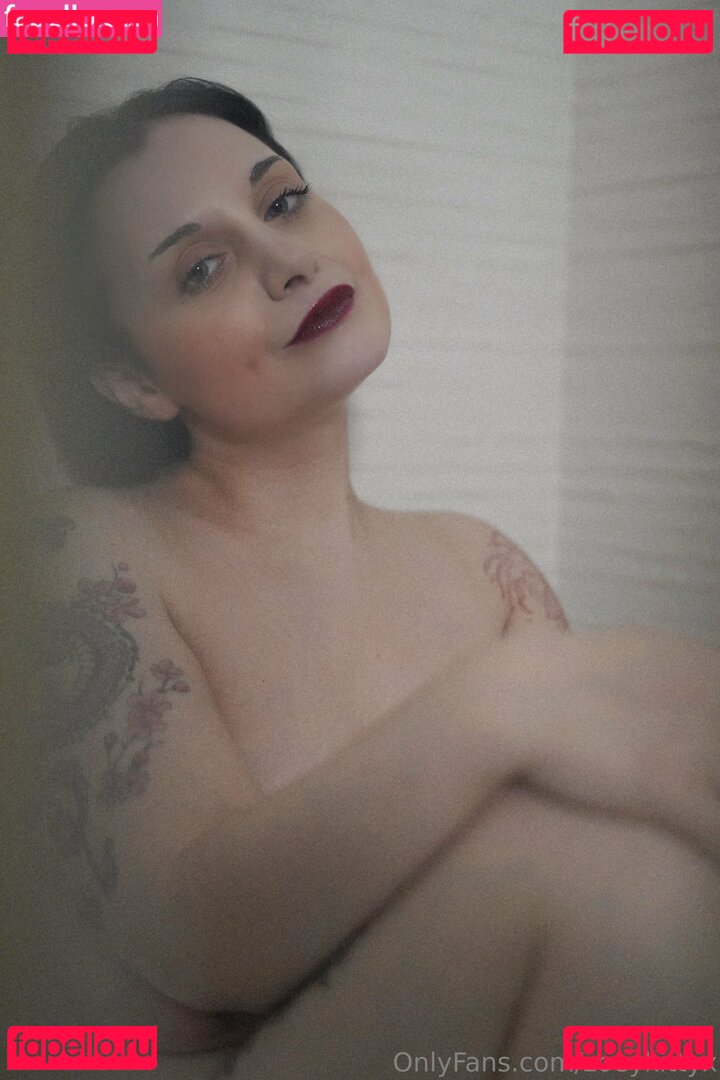 zoeykittyx Nude Onlyfans Photo 17
