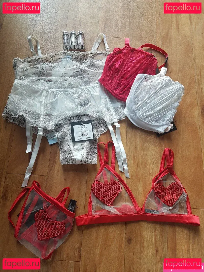 houseofrae Onlyfans Photo Gallery 