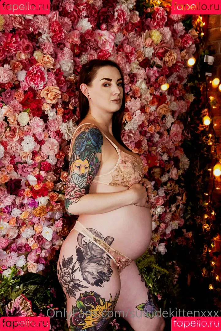 suicidekittenxxx Onlyfans Photo Gallery 